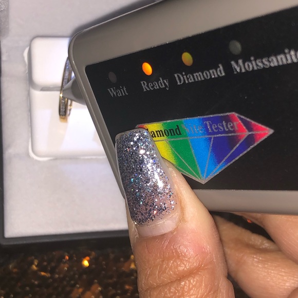 10k yellow gold vermeil Real diamond hoop Huggie earrings exquisite baguette Wow - Picture 6 of 7